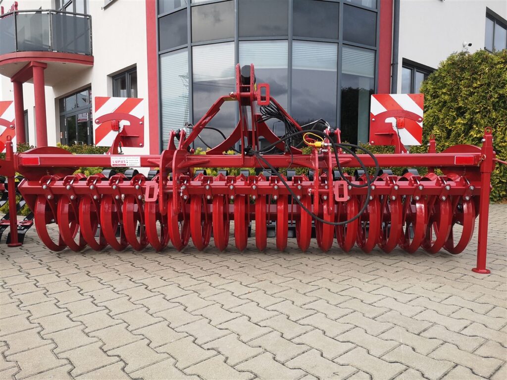 wał przedni daszkowy