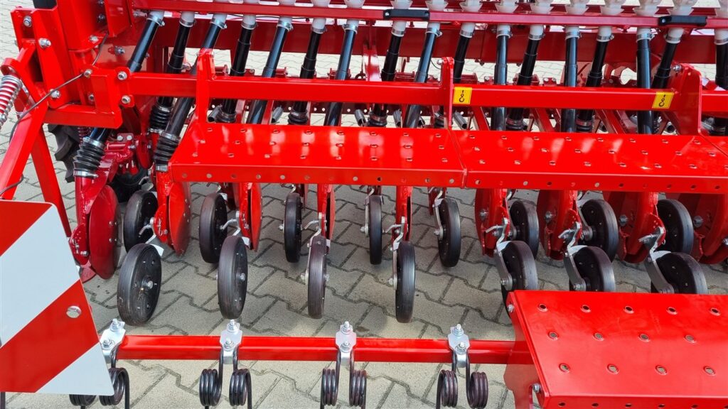 siewnik talerzowy 3m