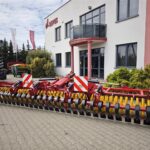 Wał przedni hydraulicznie składany na tuz
