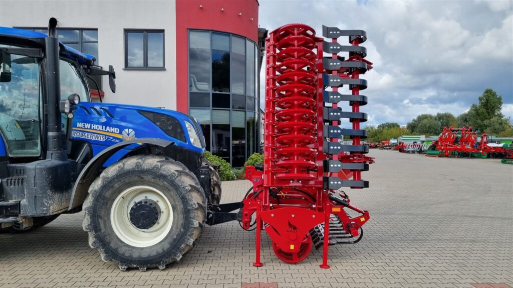 wał przedni hydraulicznie składany (