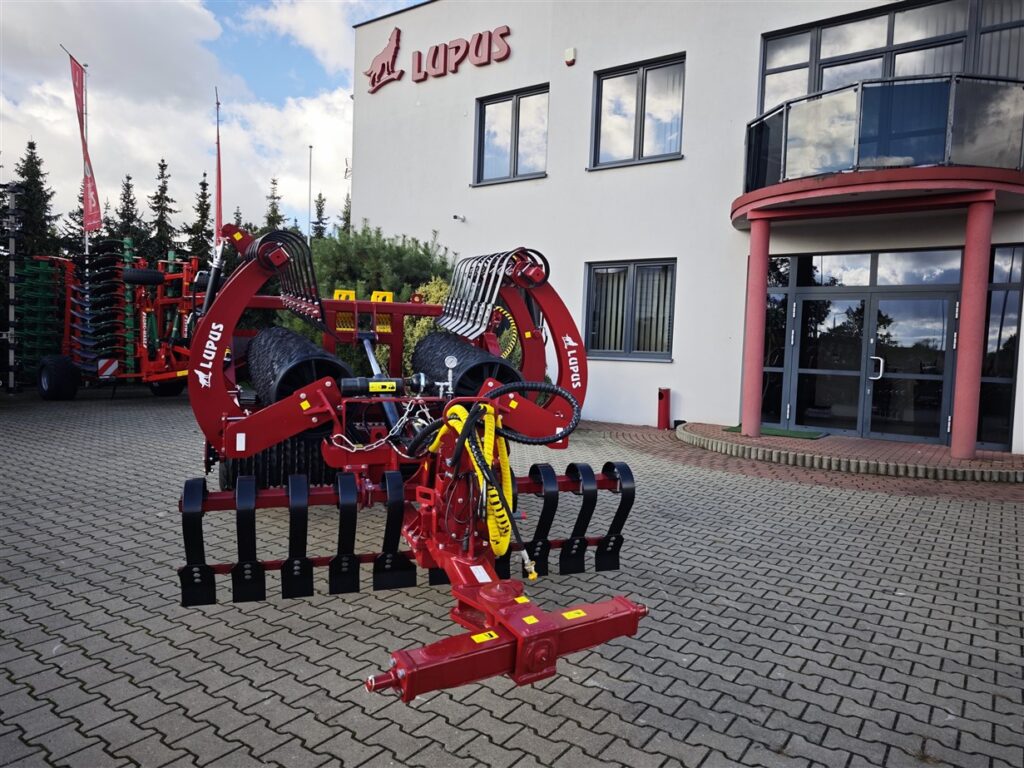 Wał uprawowy z włóką