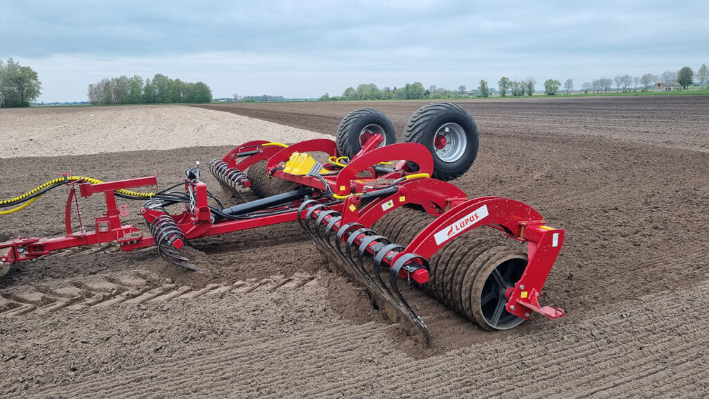 Wał uprawowy z włóką