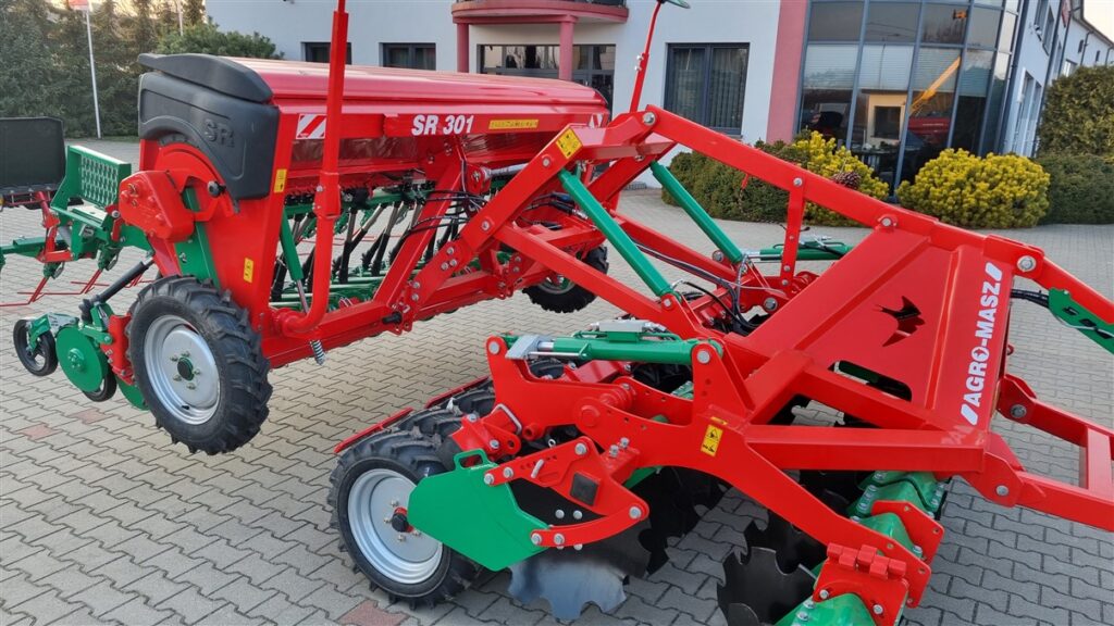 Zestaw półzawieszany uprawowo siewny