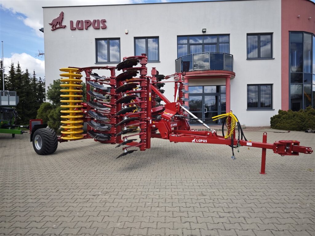 brona talerzowa hydraulicznie składana