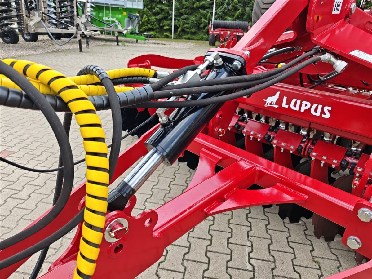 Brona talerzowa hydraulicznie składana LUPUS - obrazek 12