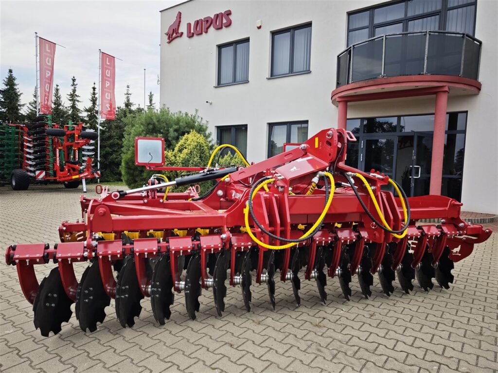 brona talerzowa hydraulicznie składana lupus (24) brona talerzowa hydraulicznie składana lupus