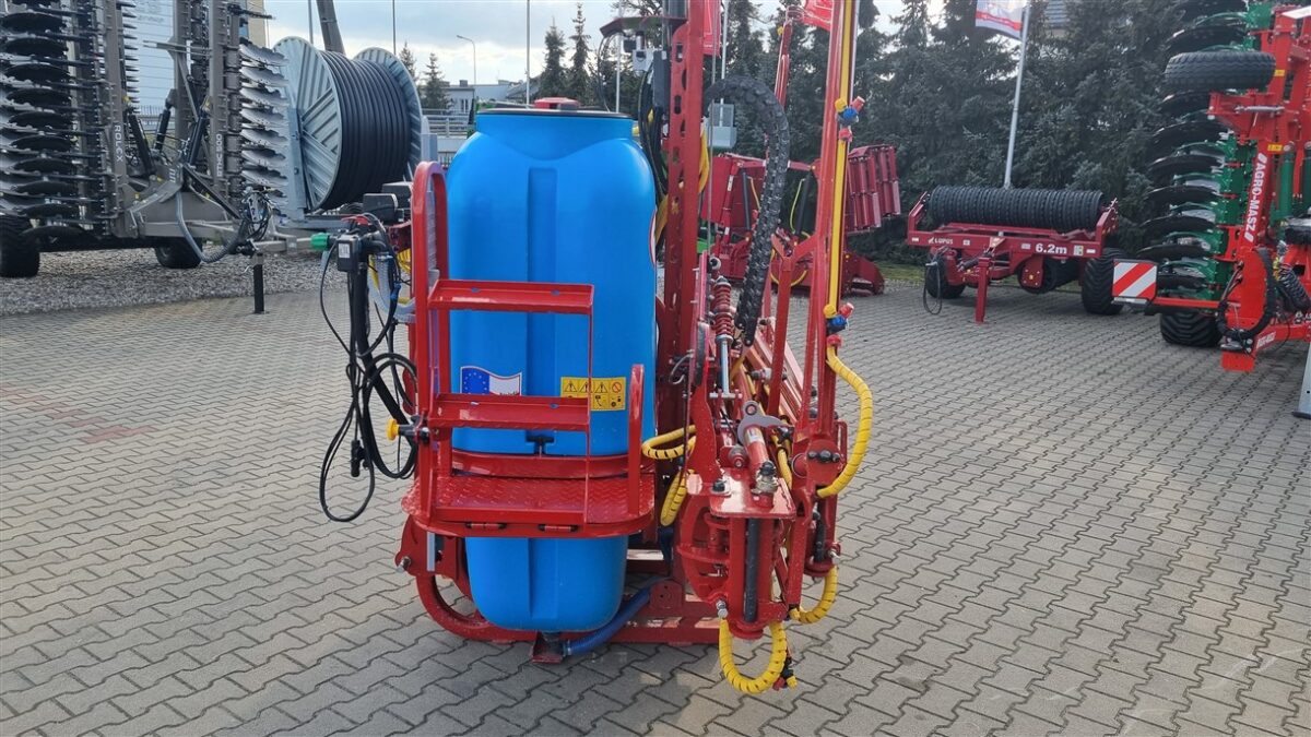 Opryskiwacz zawieszany 1200l - obrazek 5